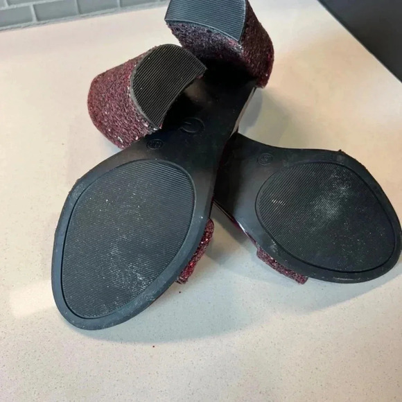 Guess Burgundy Heel Size 10 - Picture 10 of 10